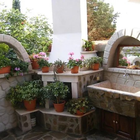 Pensjonat Dari Guest за гости дари Nesebyr