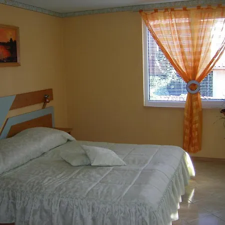Dari Guest за гости дари Vendégház Neszebar
